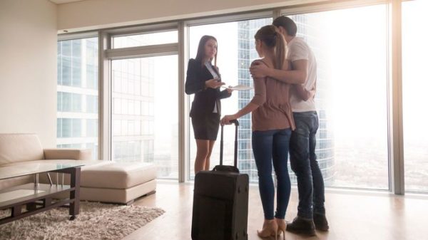 DO YOU KNOW WHO YOU ARE LETTING INTO YOUR RENTAL PROPERTY?